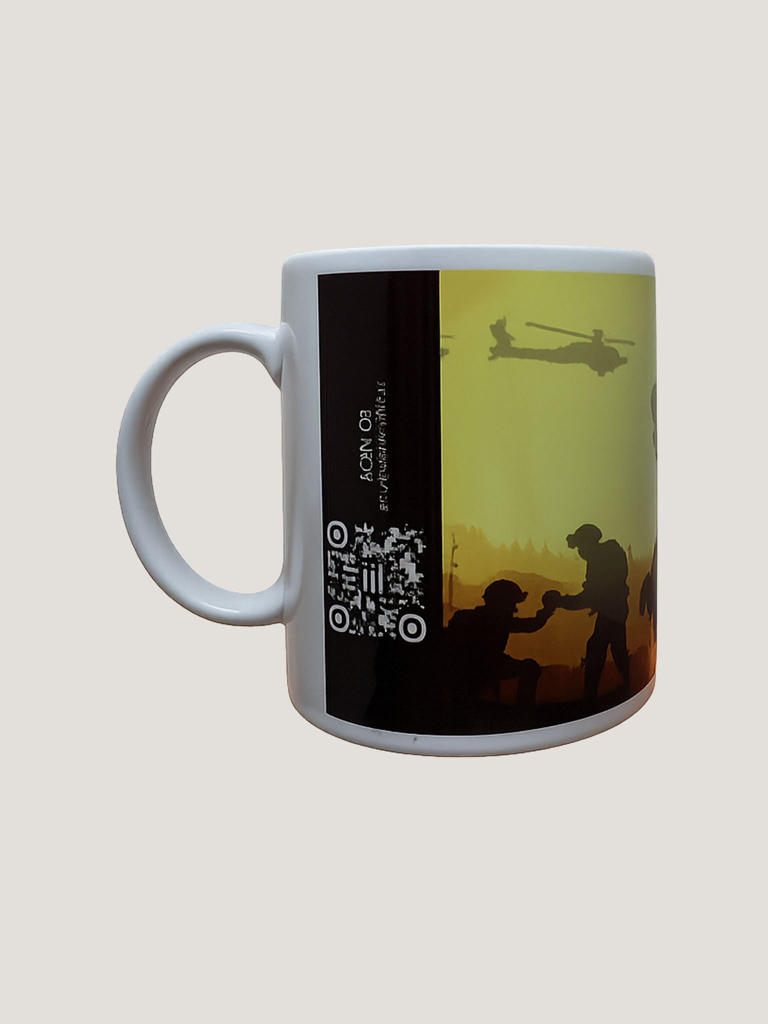 Mug with a design of a helicopter and two people on a mountain, on a beige background.